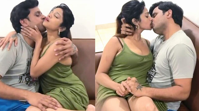 Lavanya Manickam Boob Pressed And Ass Showing Video XXX
