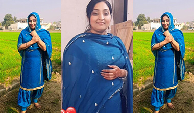 Indian Punjabi Girl Showing And Fingering Pussy Sex