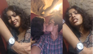 Desi Sexy Couple Hot Fucking Trending MMS – hotmaals